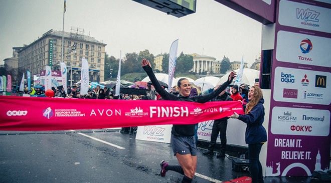 Тысяча участников будут бежать ради борьбы с раком молочной железы на        9th Wizz Air Kyiv City Marathon - 1 - изображение