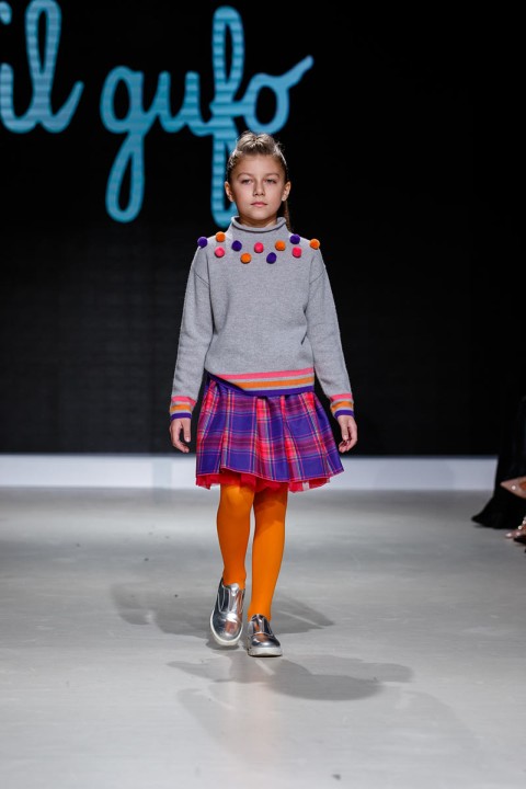 Роскошные коллекции от мировых брендов были представлены на Junior Fashion Week - 15 - изображение