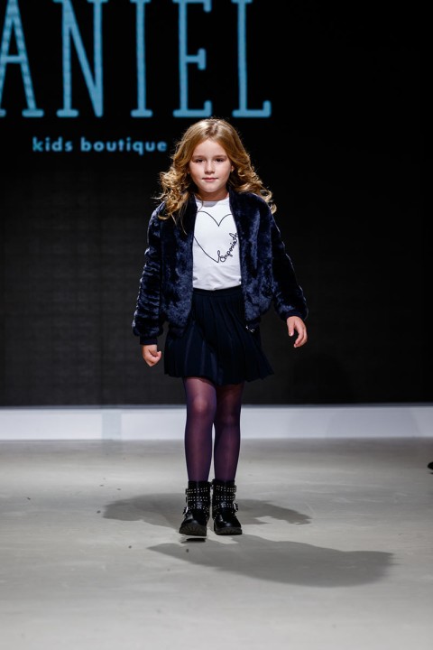 Роскошные коллекции от мировых брендов были представлены на Junior Fashion Week - 20 - изображение