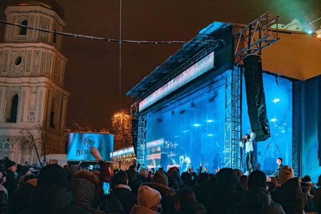 Певица Руслана продолжает традицию Рождественских концертов - 2 - изображение
