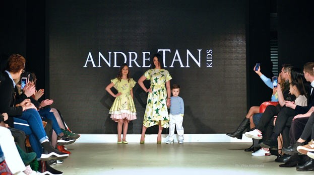 Стильные, модные и знаменитые - Андре Тан вывел на подиум звезд с их детьми - 4 - изображение