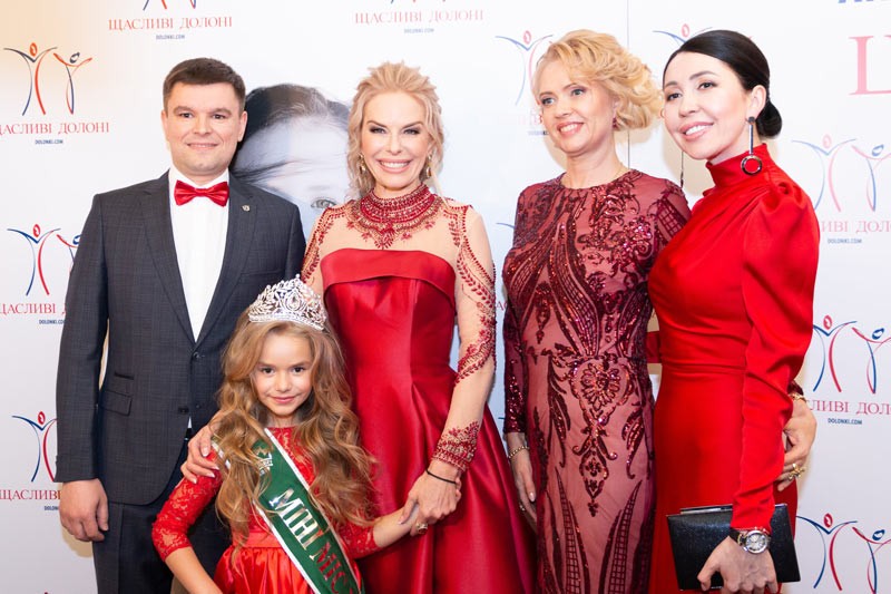 Александр Пономарев, Ольга Сумская, Оля Цибульская и другие звезды исполнили мечты детей-сирот со всей Украины - 7 - изображение