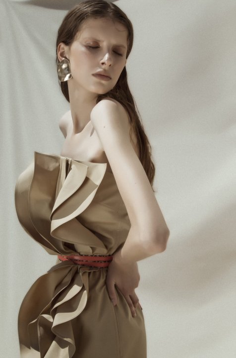 Летние образы бренда CIX: шелковые платья - 7 - изображение