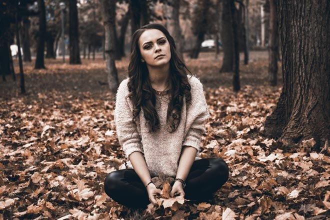 «Настроение - осень»: ТОП-5 советов от психотерапевта, как избежать сезонной депрессии - 1 - изображение