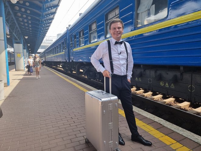 Дмитрий Комаров отправится в путешествие на «Восточном экспрессе» - 3 - изображение