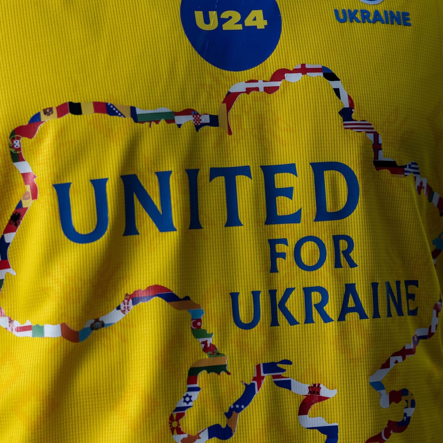 Збірна України презентувала форму, у якій зіграє товариські матчі - 1 - изображение