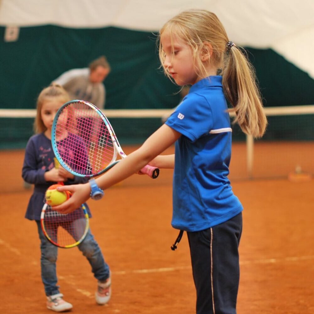 Фонд розвитку тенісу України тренуватиме дітей війни, що залишилися без батьків - 1 - изображение