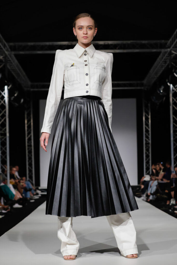 Бренд Vorozhbyt&Zemskova презентував колекцію на Vienna Fashion Week - 3 - изображение
