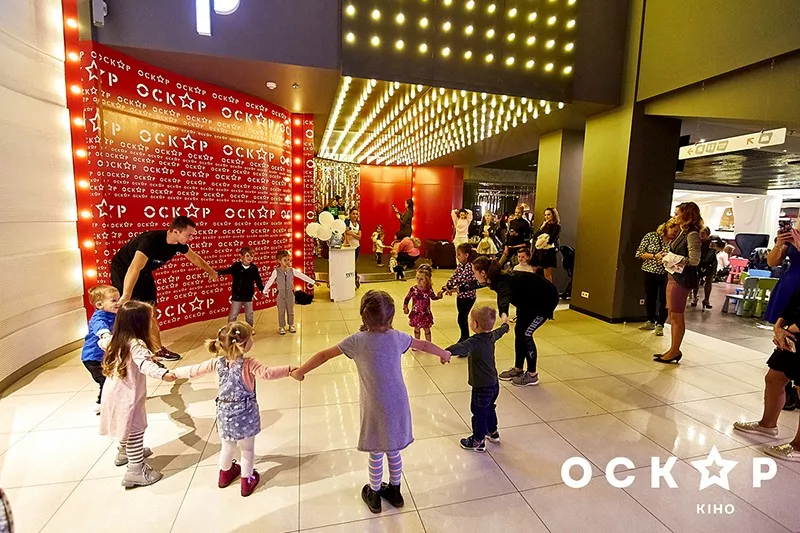 Кинобранч в Оскаре: Анита Луценко поделилась методами воспитания - 35 - изображение