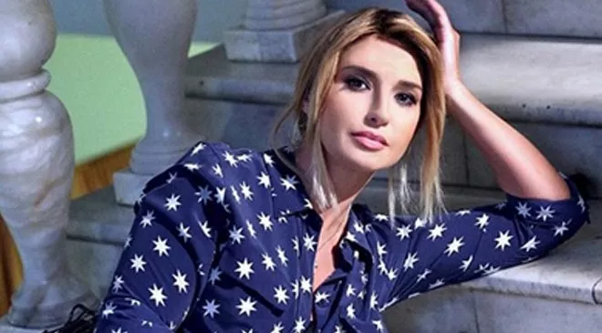 Оксана Марченко украсила книгу Dolce & Gabbana - 1 - изображение
