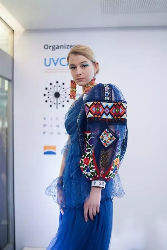 Український Haute Couture від Оксани Караванської вразив Давос - 4 - изображение