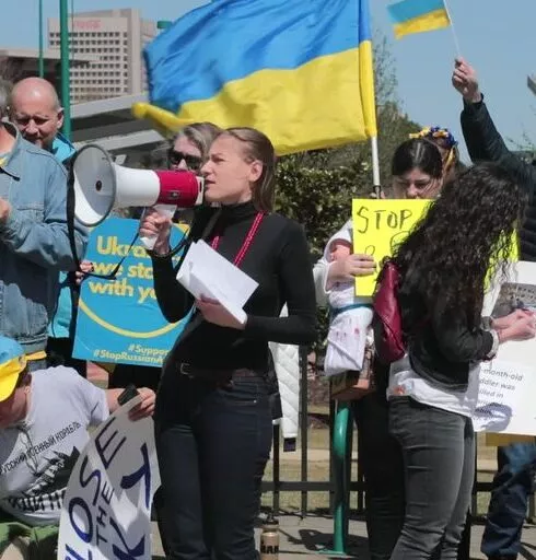 Save children of Ukraine