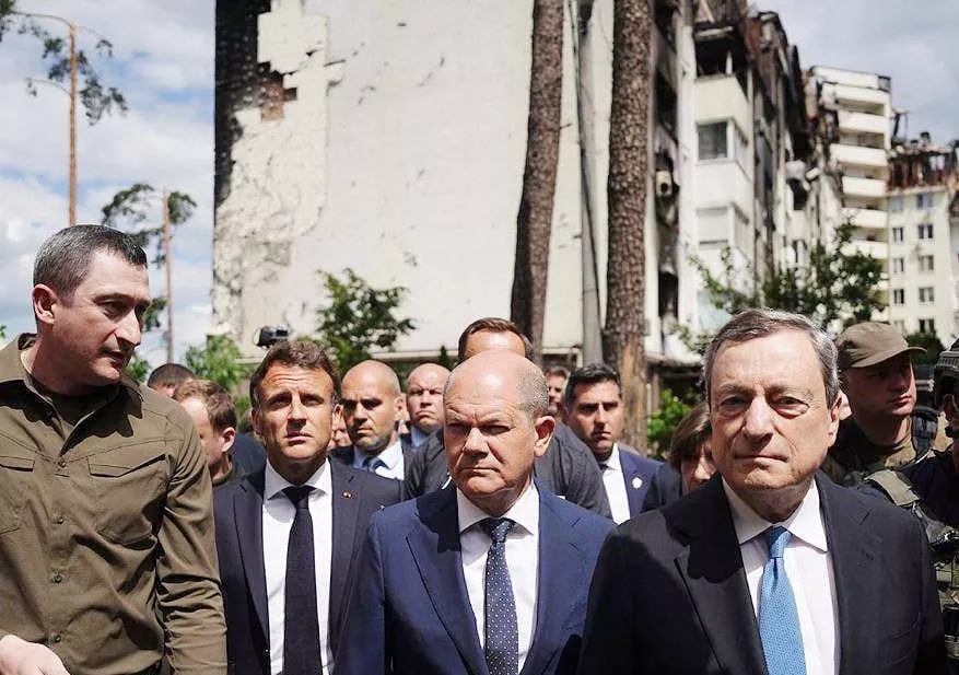 Шольц, Макрон і Драгі