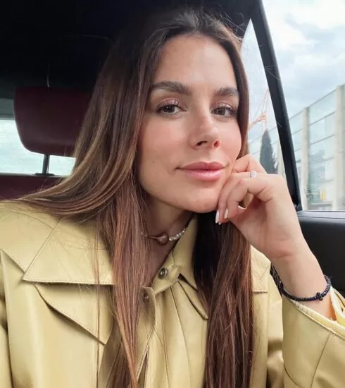 Ladybug va Cat Noirning opishishi videosi