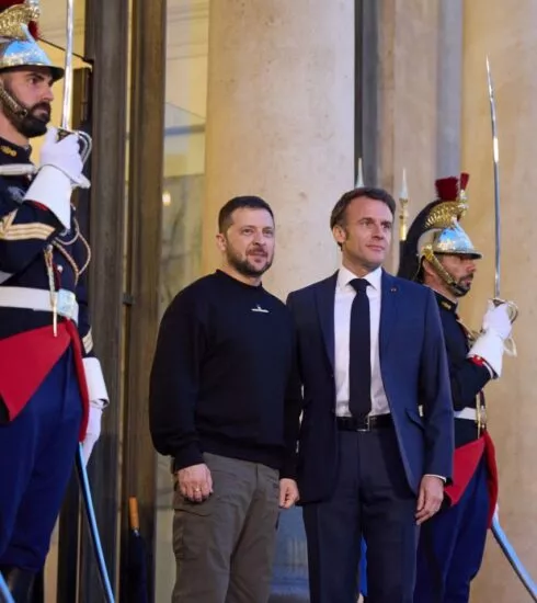 Президент України на зустрічі у Франції