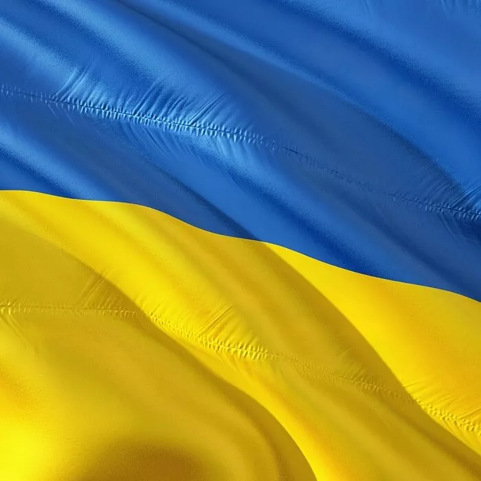 Гаррі Стайлс підняв прапор України на концерті - 1 - изображение